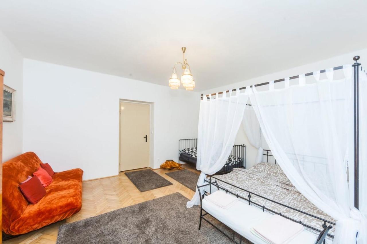 Fairytale Apartment Under The Castle - 5 Min City! Cesky Krumlov Luaran gambar